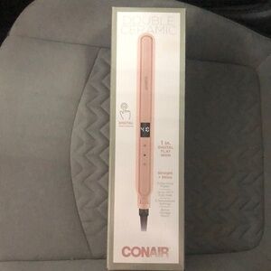 NIB CONAIR Double Ceramin Rose Pink 1 inch digital face flat iron + Pouch
